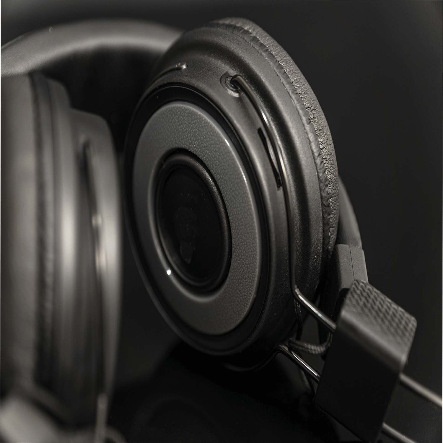 side view of ear cups
